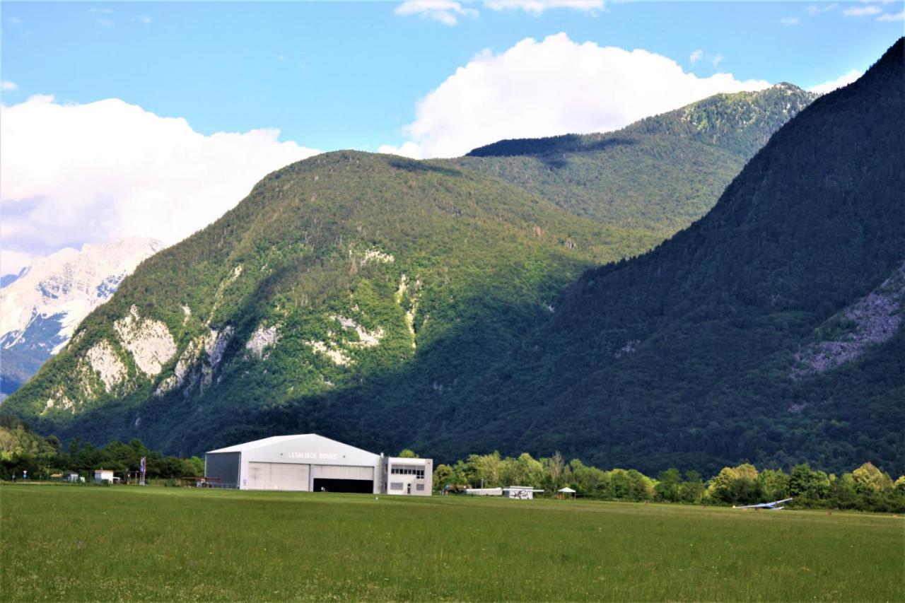 Apartma Pr' Cinku Appartement Bovec Buitenkant foto